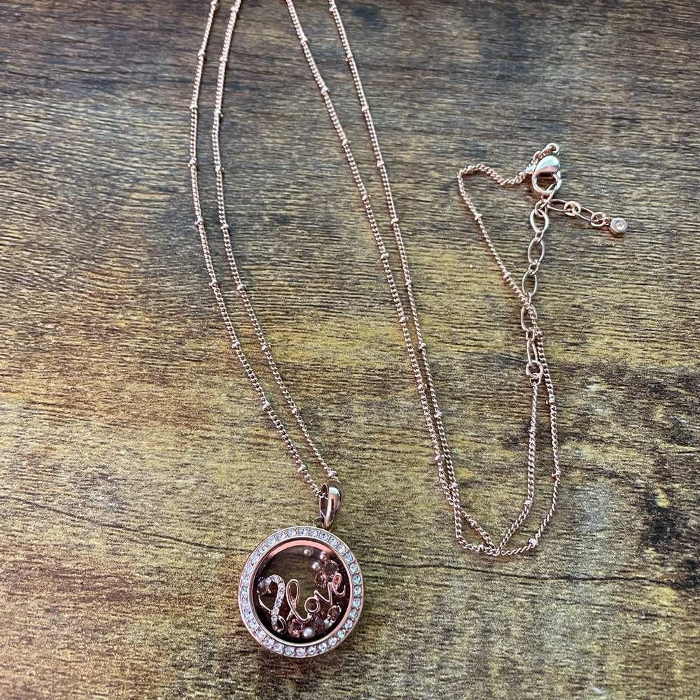 Origami Owl Rose Gold Love Pendant Necklace